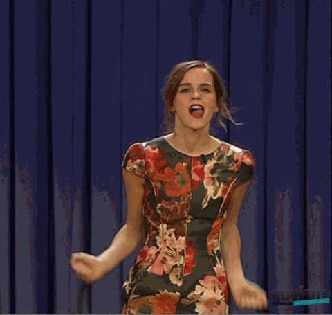 Emma Watson bailando
